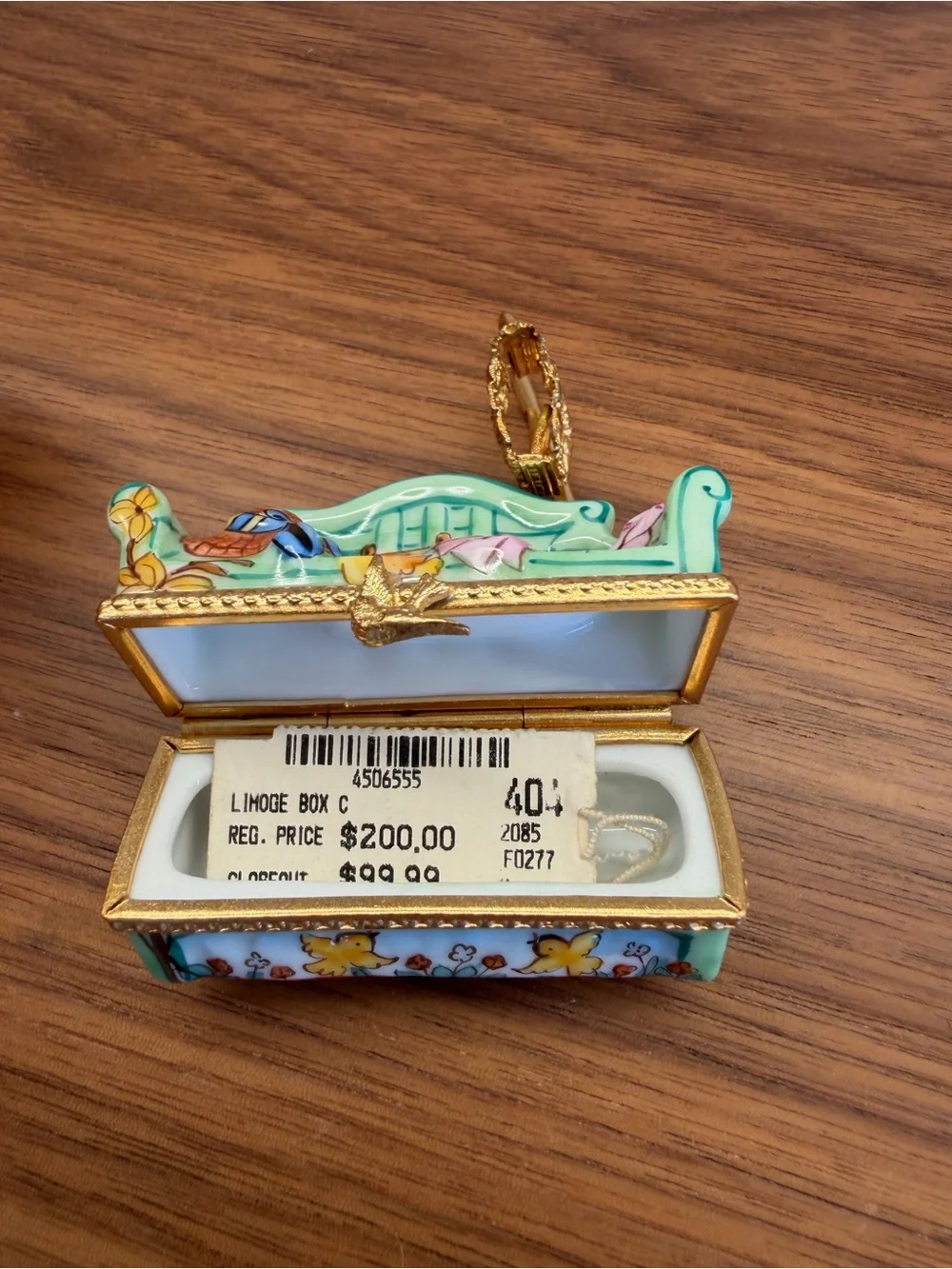 Rare Limoges Hand Painted Porcelain Day Bed With Hat + Lamp Trinket Box #26/500